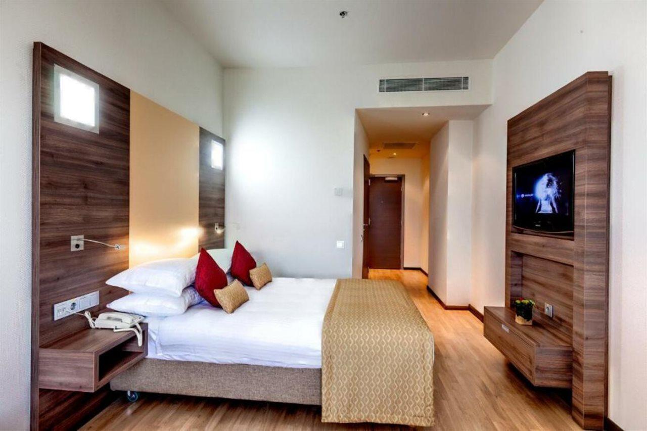 Ramada Encore Kiev Extérieur photo